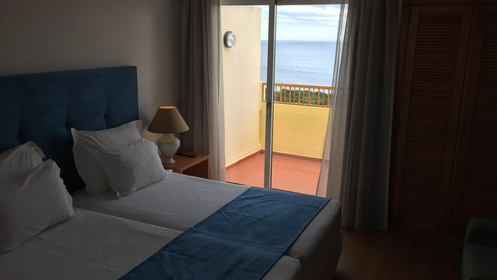 ****  Hotel Baia Cristal Beach & Spa Resort Carvoeiro  Portugal